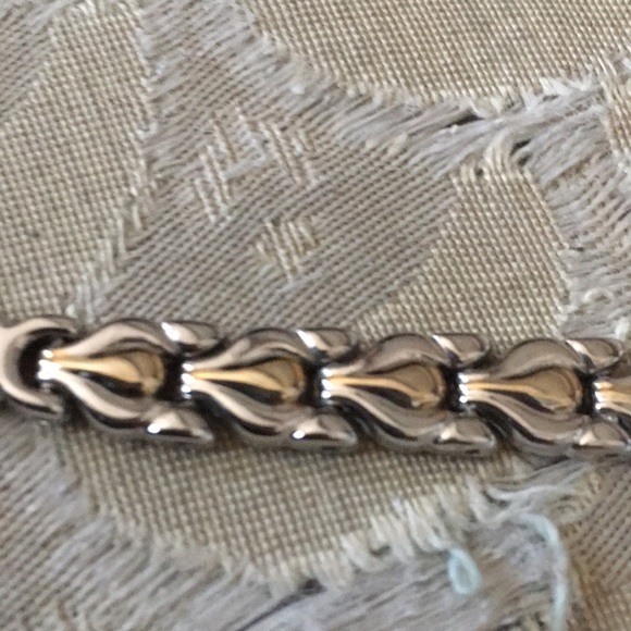 Watch and bracelet - Picture 13 of 17